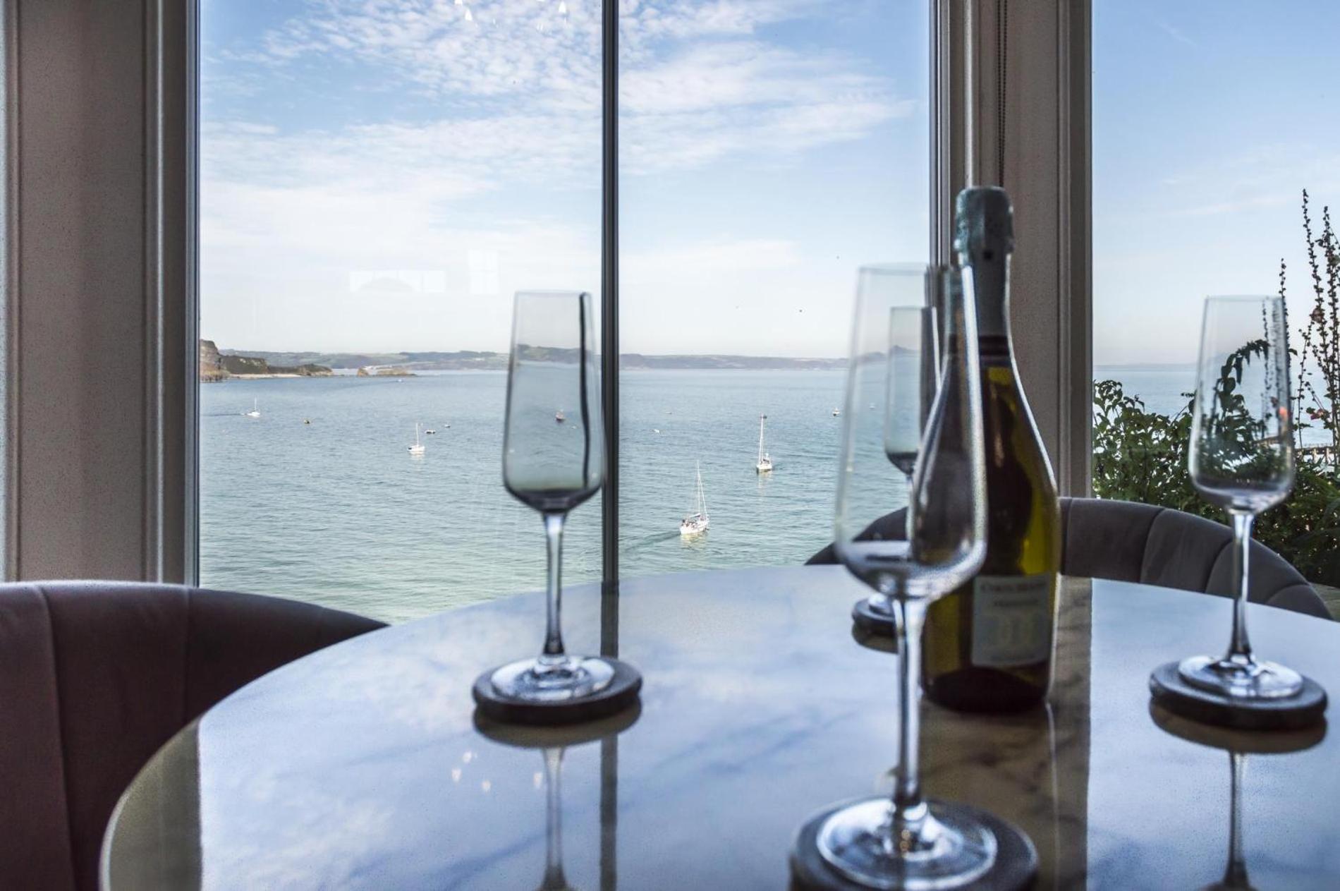 Pieces Of Eight - 2 Bedroom Apartment - Tenby - מראה חיצוני תמונה