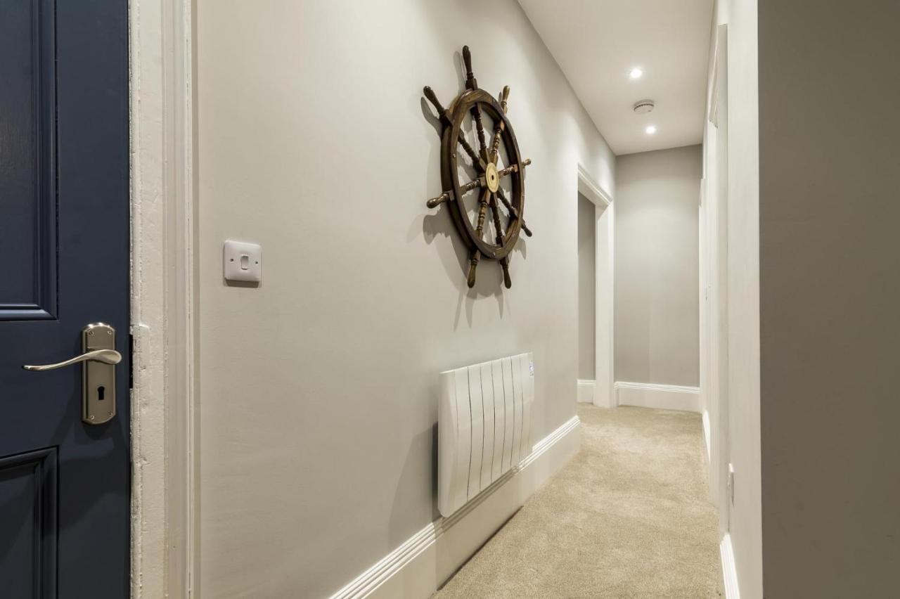 Pieces Of Eight - 2 Bedroom Apartment - Tenby - מראה חיצוני תמונה
