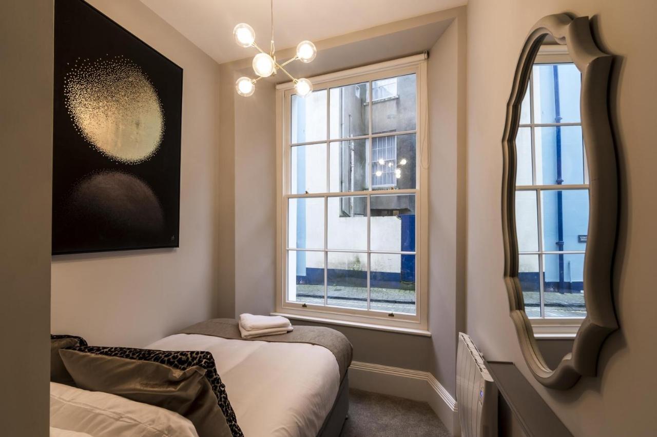 Pieces Of Eight - 2 Bedroom Apartment - Tenby - מראה חיצוני תמונה